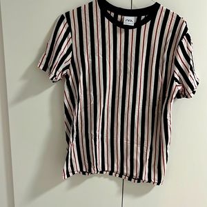 Mens Zara t-shirt . Médium